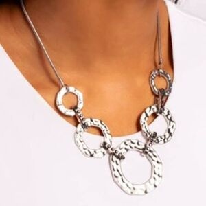 Elegant Silver Necklace
